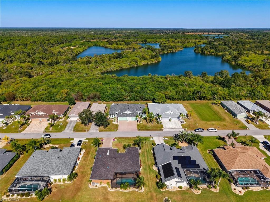 LAKE PEMBROKE - Residential
