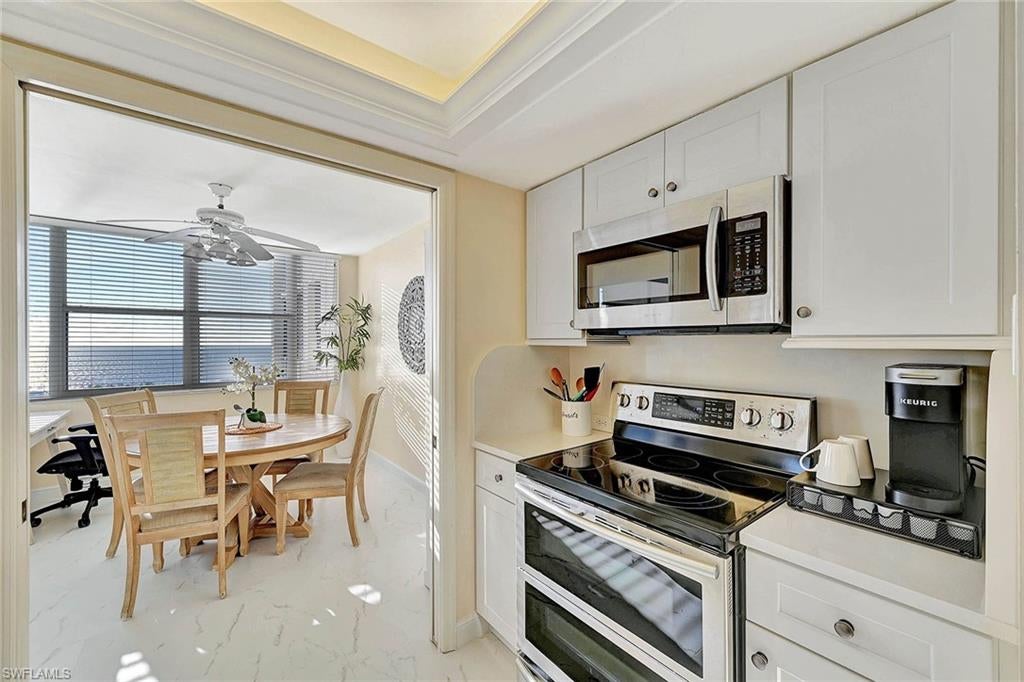 ST NICOLE - Residential Lease