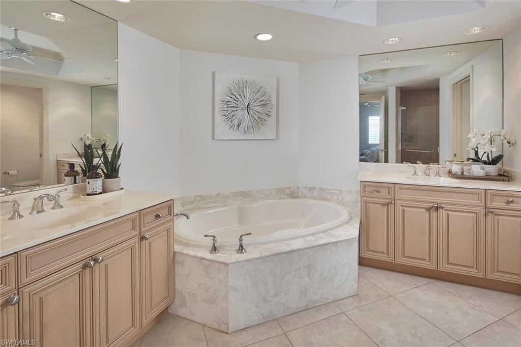 NAVONA AT THE COLONY - Residential