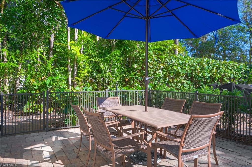 ARCHWAY VILLAS - Residential