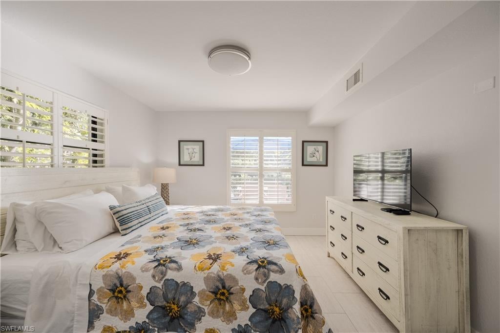ARCHWAY VILLAS - Residential