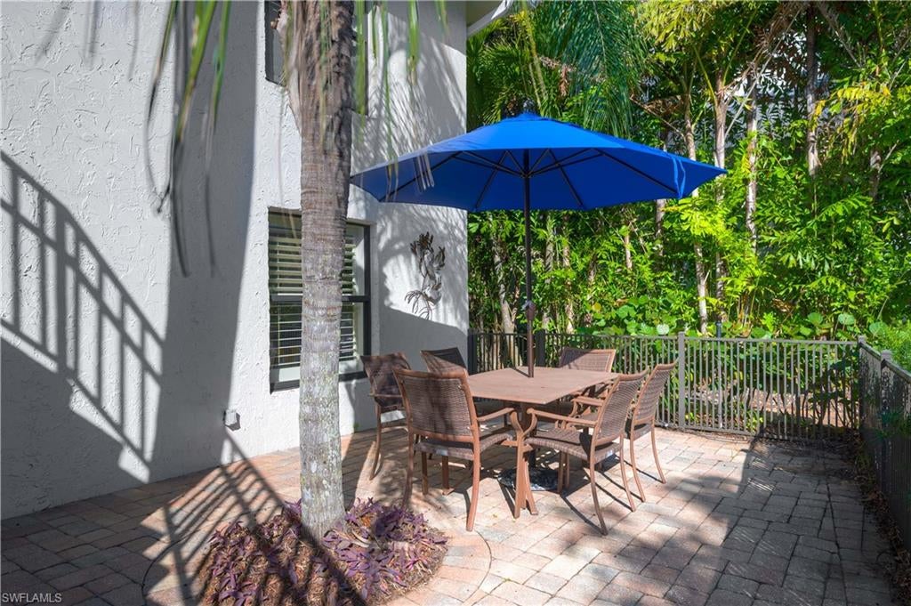 ARCHWAY VILLAS - Residential