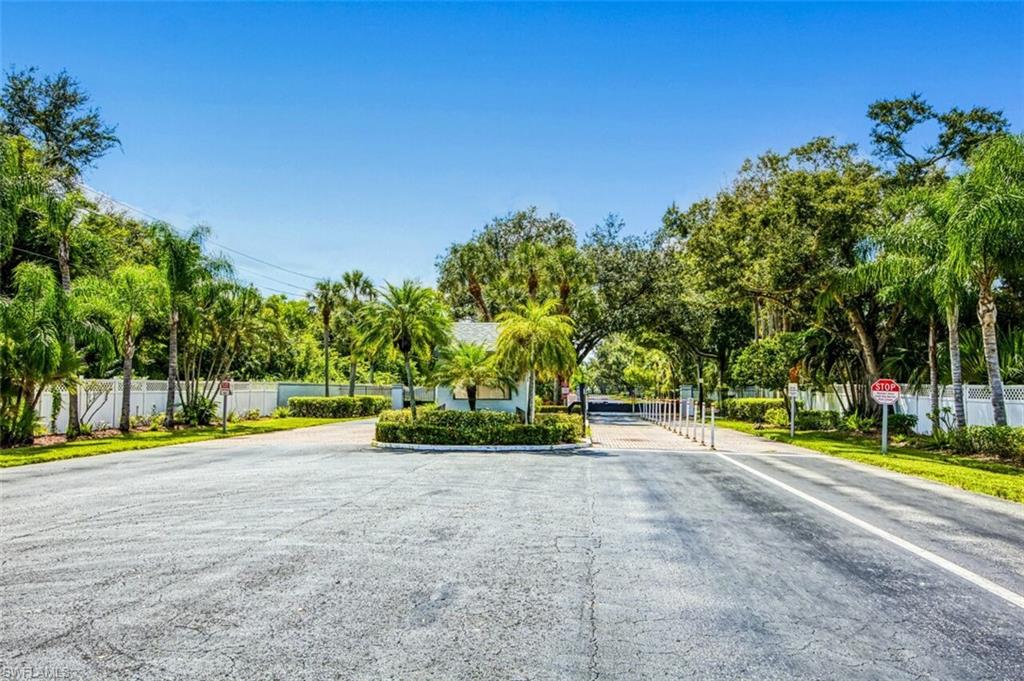 PINE RIDGE OF FORT MYERS VILLAGE - Residential