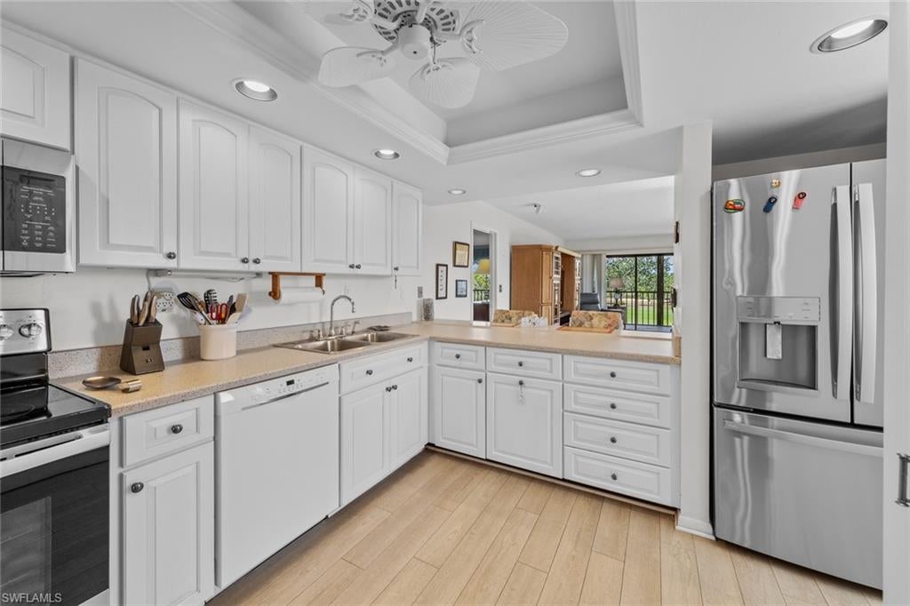 CYPRESS CONDO - Residential