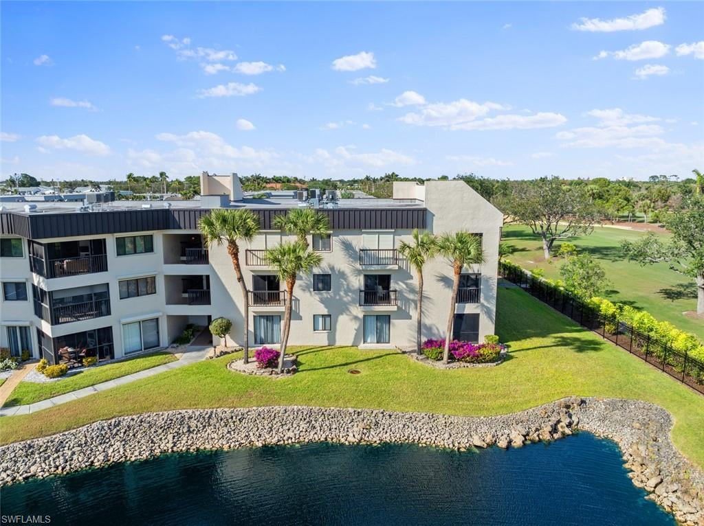 CYPRESS CONDO - Residential