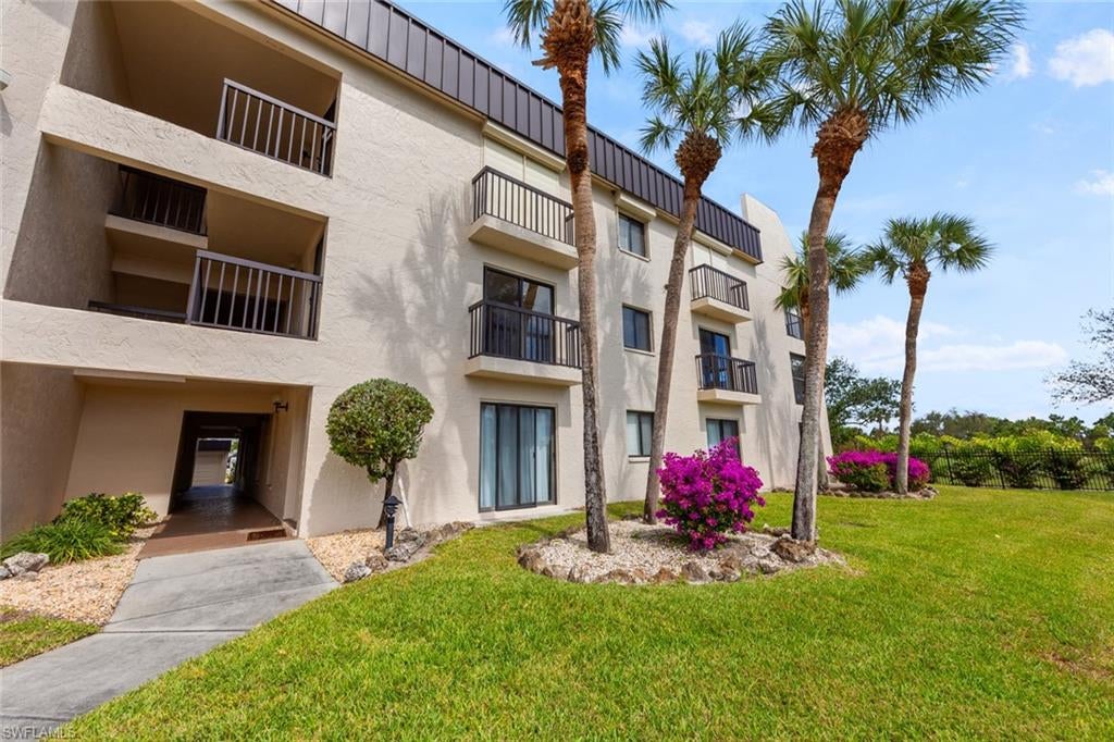 CYPRESS CONDO - Residential