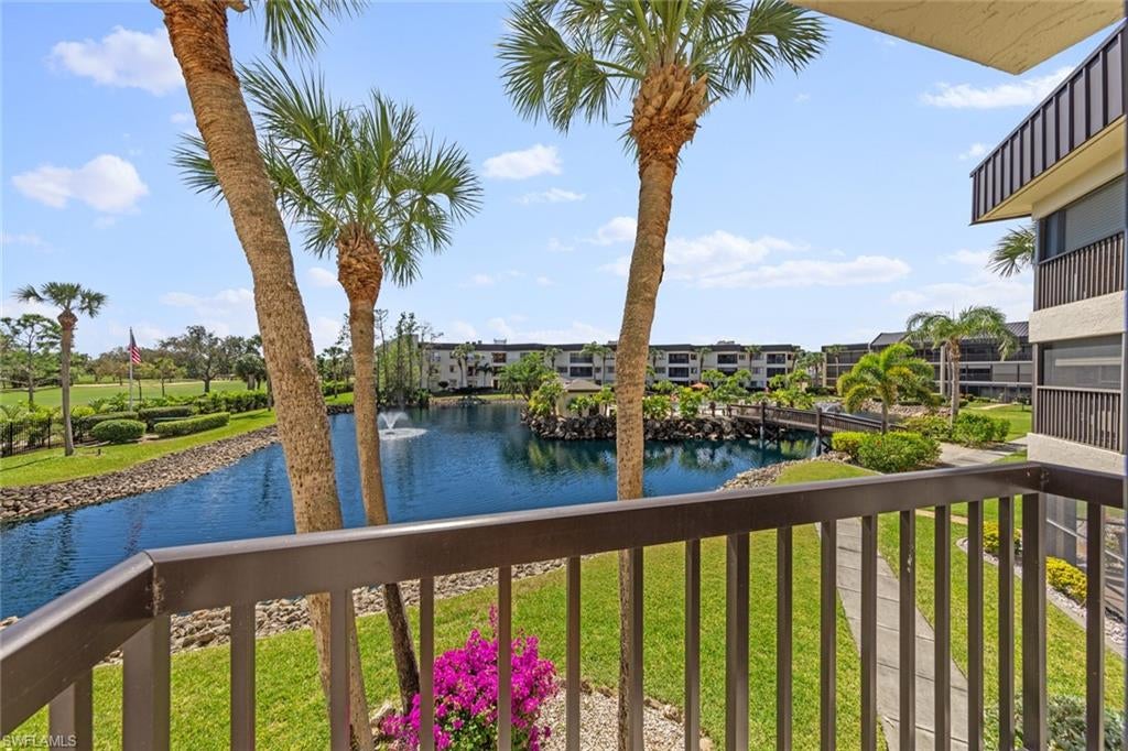 CYPRESS CONDO - Residential