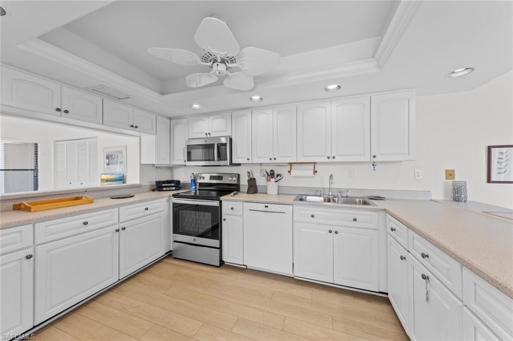 CYPRESS CONDO - Residential