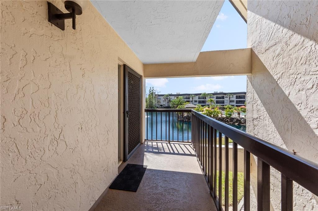 CYPRESS CONDO - Residential