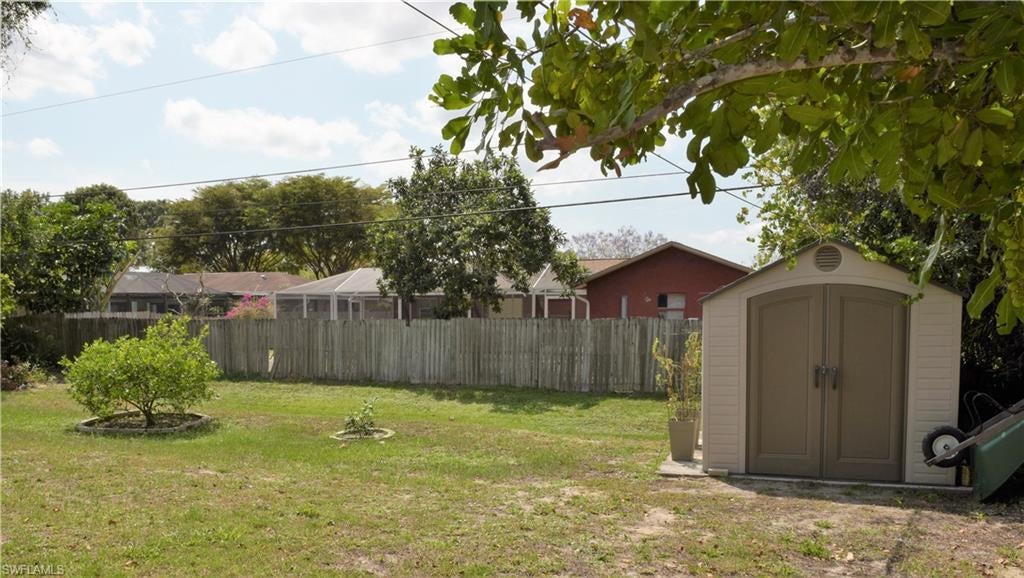 SAN CARLOS PARK - Residential