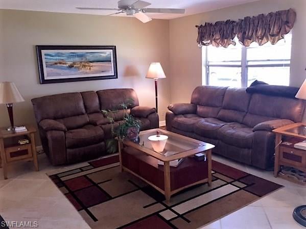 SAN CARLOS PARK - Residential