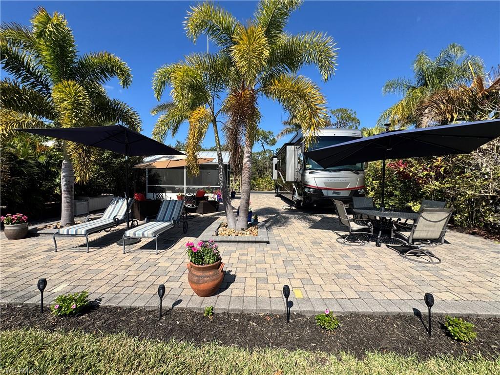 RIVERBEND MOTORCOACH RESORT - Land