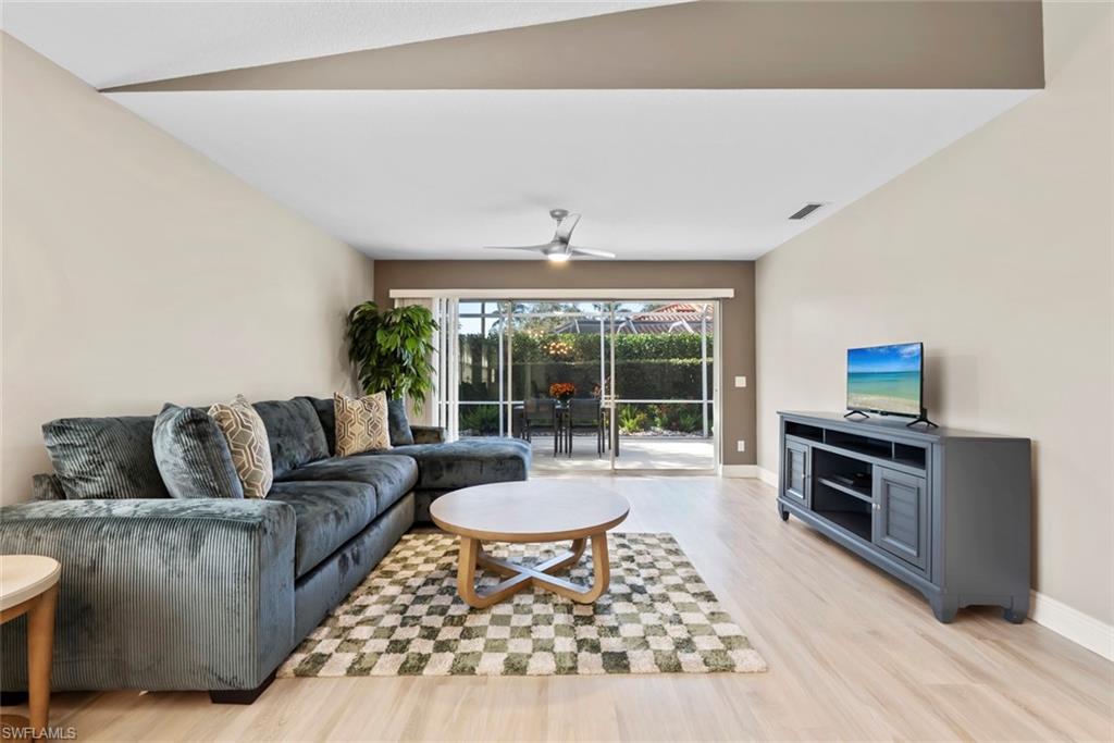 ISLAND WALK - Residential