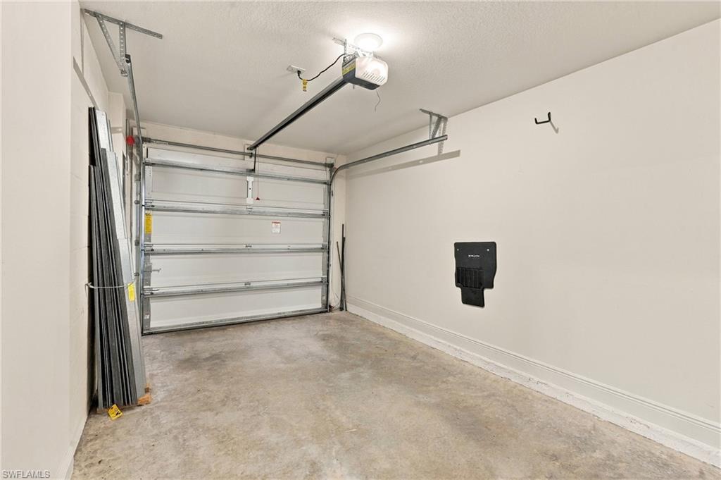 BAYSHORE COMMONS - Residential