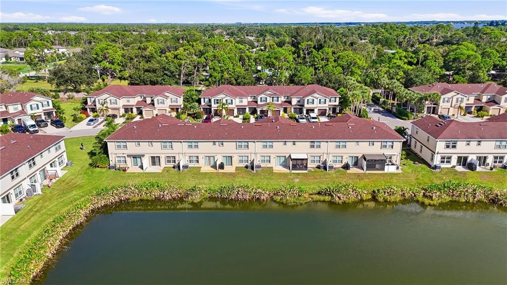BAYSHORE COMMONS - Residential