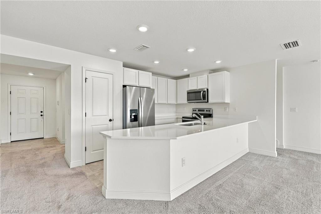 BAYSHORE COMMONS - Residential