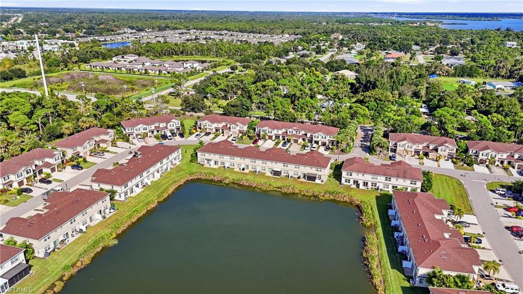 BAYSHORE COMMONS - Residential