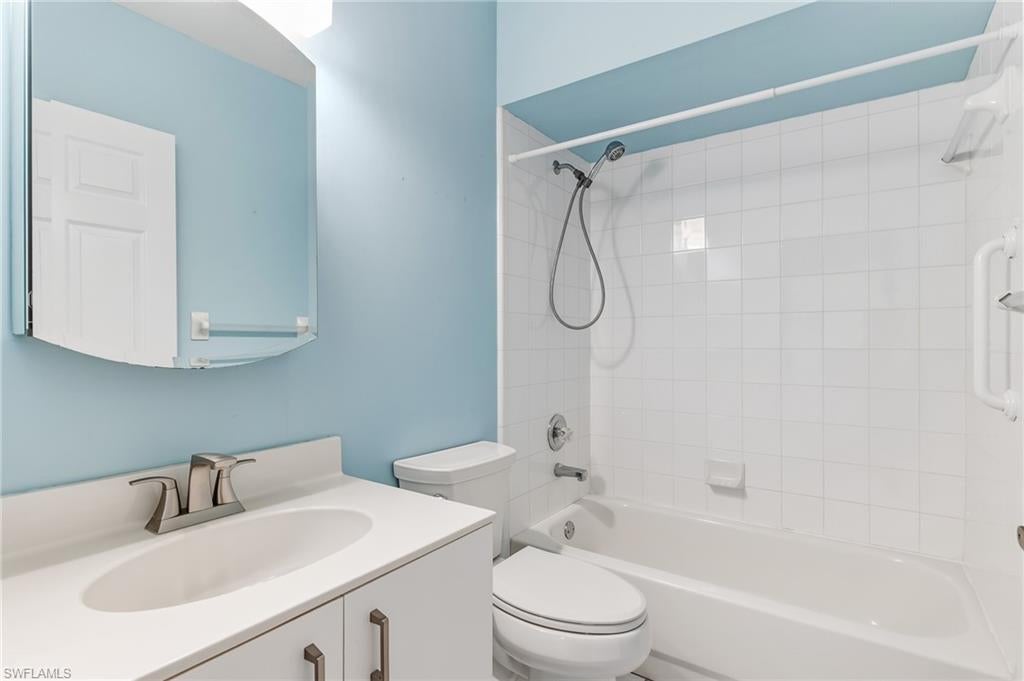 GOLFVIEW GOLF & RACQUET CLUB - Residential
