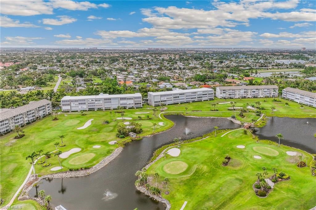 GOLFVIEW GOLF & RACQUET CLUB - Residential