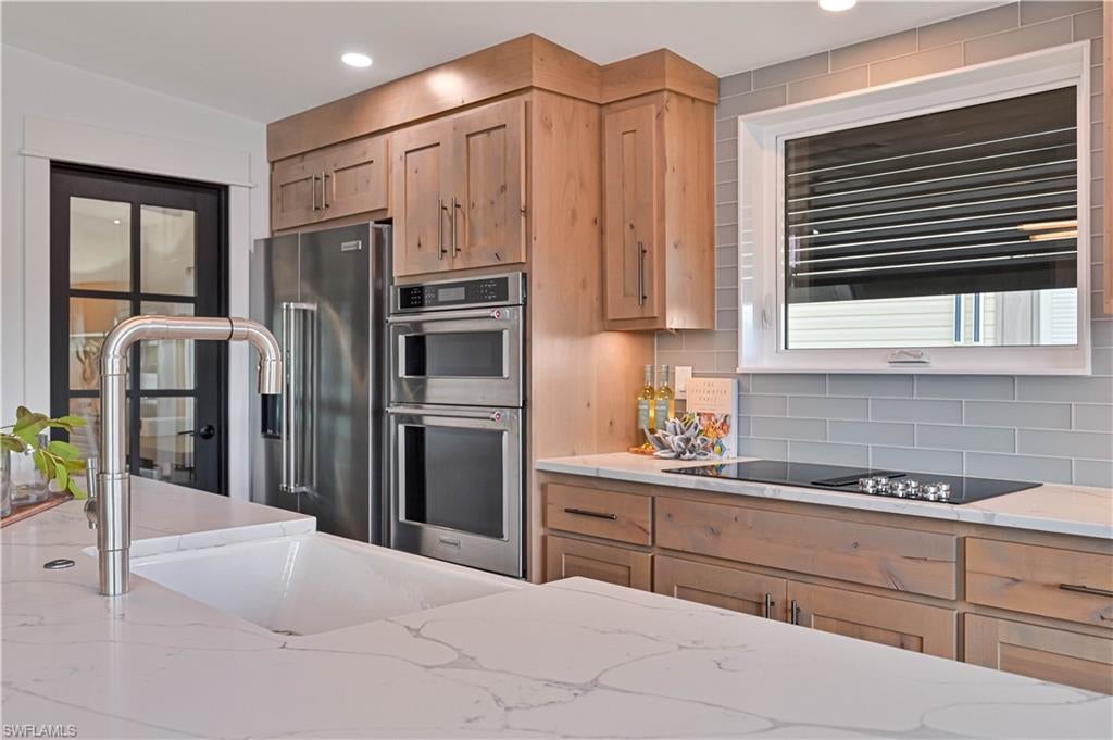 BAYSIDE ESTATES - Residential