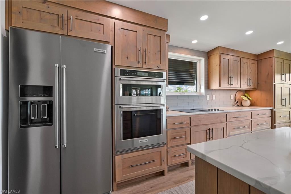 BAYSIDE ESTATES - Residential