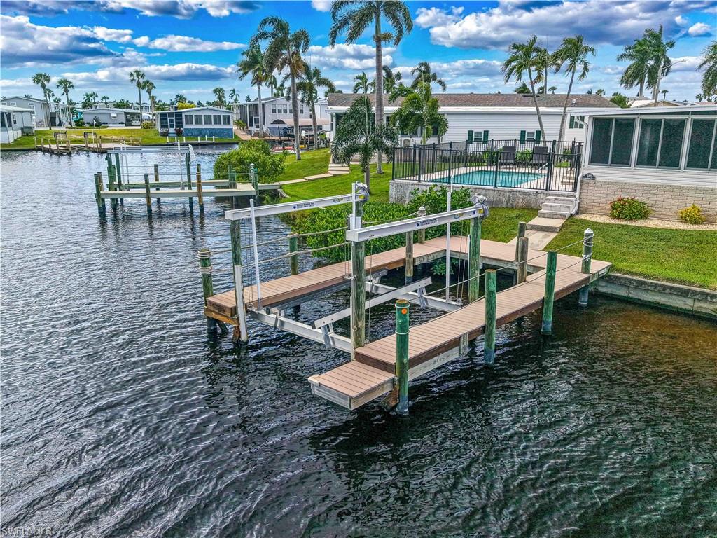 BAYSIDE ESTATES - Residential