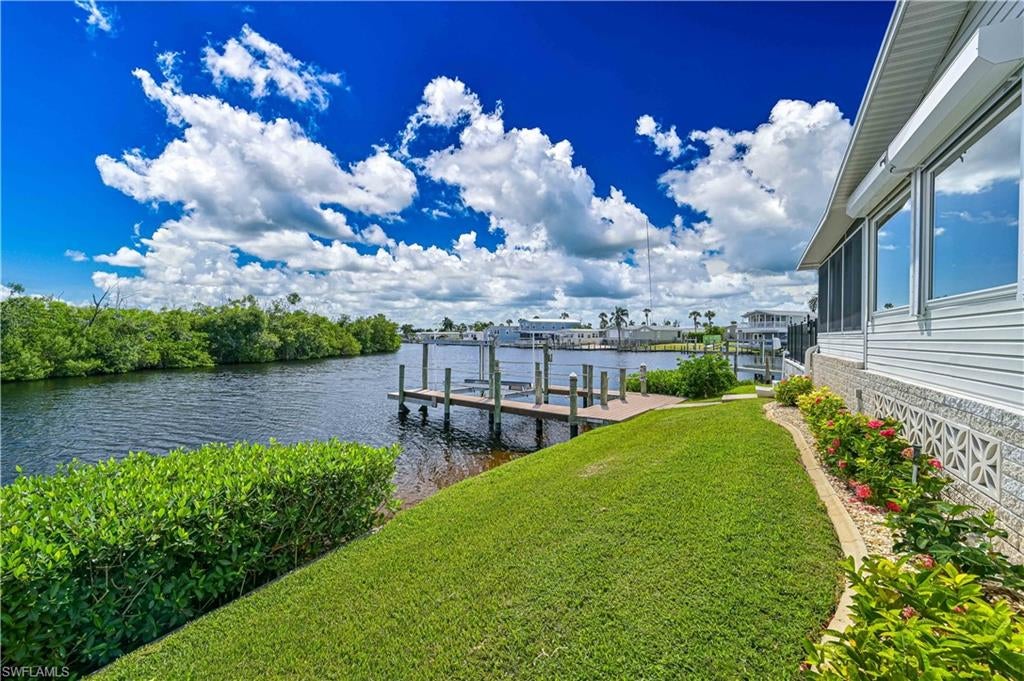 BAYSIDE ESTATES - Residential