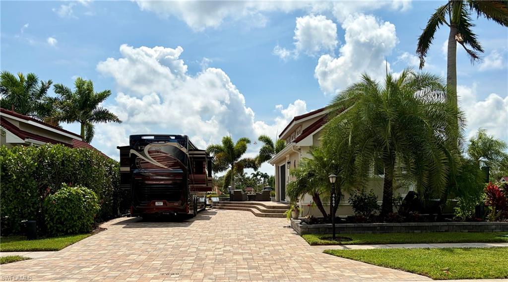 PELICAN LAKE RV RESORT - Land