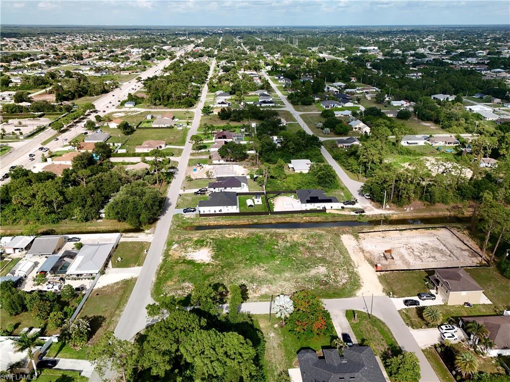 LEHIGH ACRES - Land