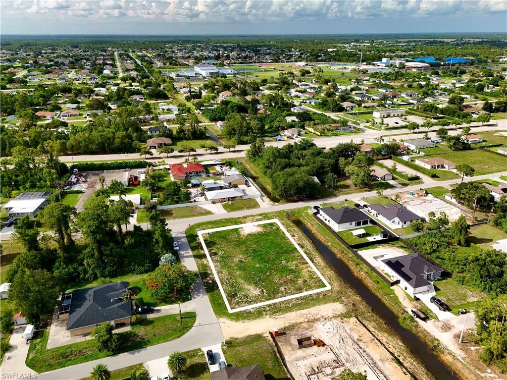 LEHIGH ACRES - Land
