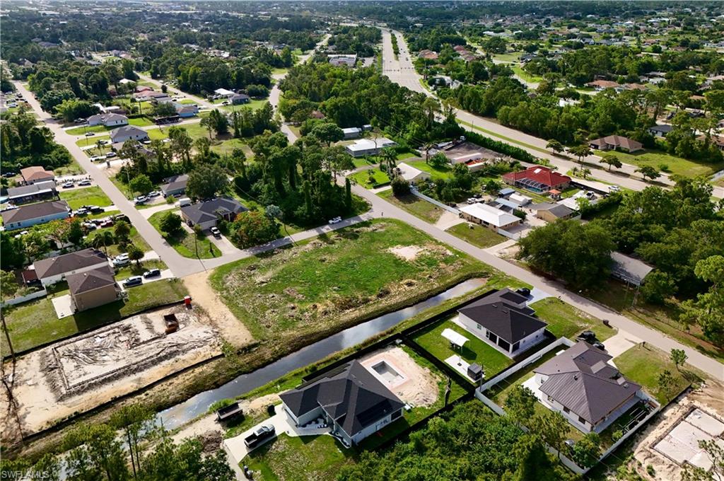 LEHIGH ACRES - Land