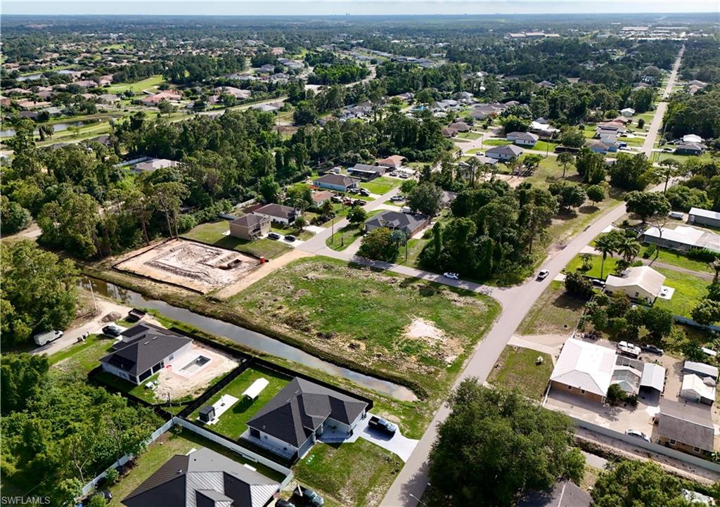 LEHIGH ACRES - Land
