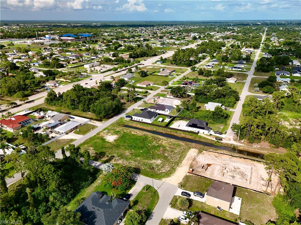LEHIGH ACRES - Land