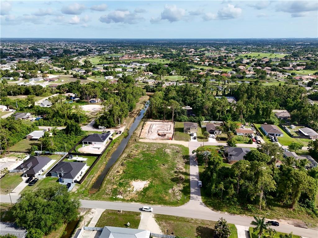 LEHIGH ACRES - Land