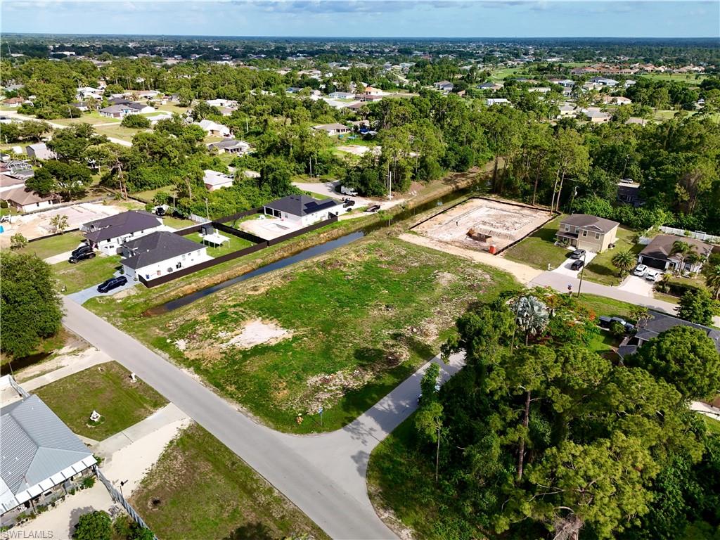 LEHIGH ACRES - Land