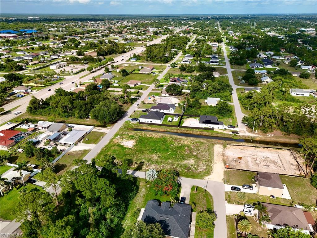 LEHIGH ACRES - Land