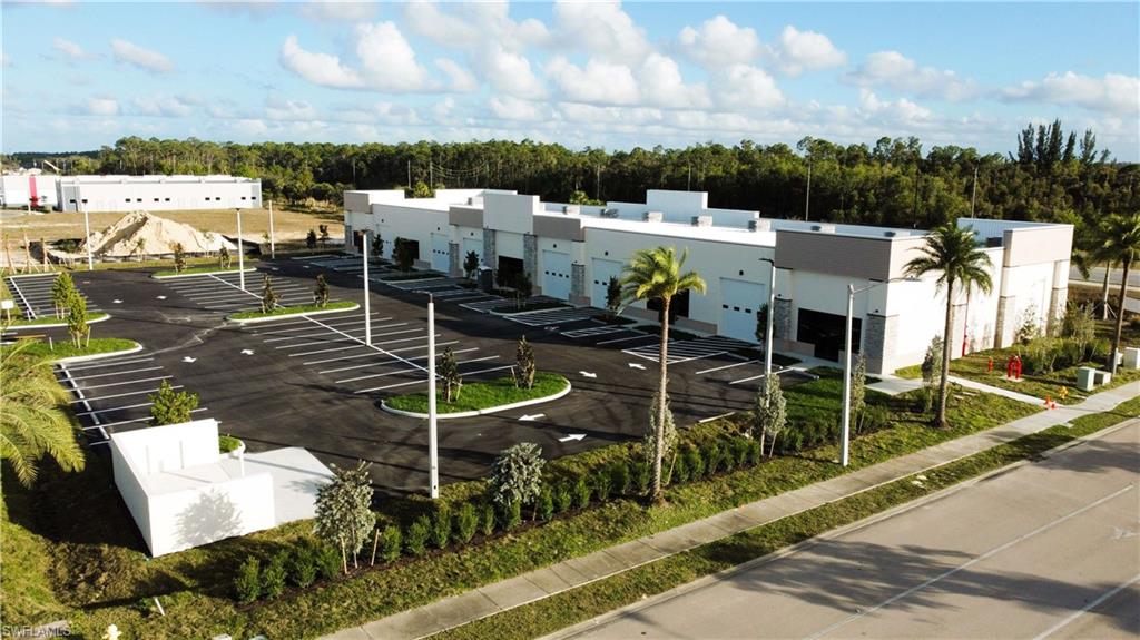 HIGH-VISIBILITY FLEX & SHOWROOM SPACE ON ALICO ROAD | FORT MYERS

Put your business on Alico Road at Alico Innovation Center, offering high-visibility commercial flex space in one of Fort Myers’ fastest-growing business corridors.

One 3,486± SF unit remains, or lease the entire 19,040± SF building for businesses requiring a larger footprint.

Ideal for retail, showroom, warehouse, distribution, automotive, service businesses, and other commercial users seeking visibility and accessibility. The property offers direct Alico Road frontage, storefront exposure, convenient loading, and excellent access to I-75 and Southwest Florida International Airport (RSW).

This is an opportunity to combine showroom visibility with functional warehouse space in a strategic Fort Myers location.

For Lease | 3,486± SF Remaining | Entire 19,040± SF Building Available

Alico Road opportunities with this level of exposure are limited. Contact broker for current pricing, availability, and a private tour.