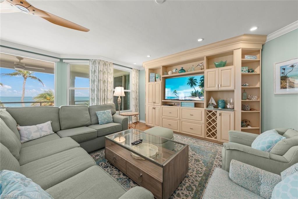 LANDS ENDS VILLAGE CONDO - Residential