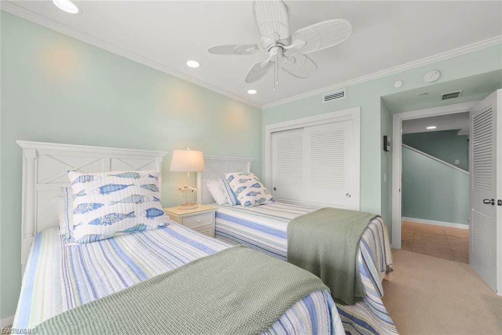 LANDS ENDS VILLAGE CONDO - Residential