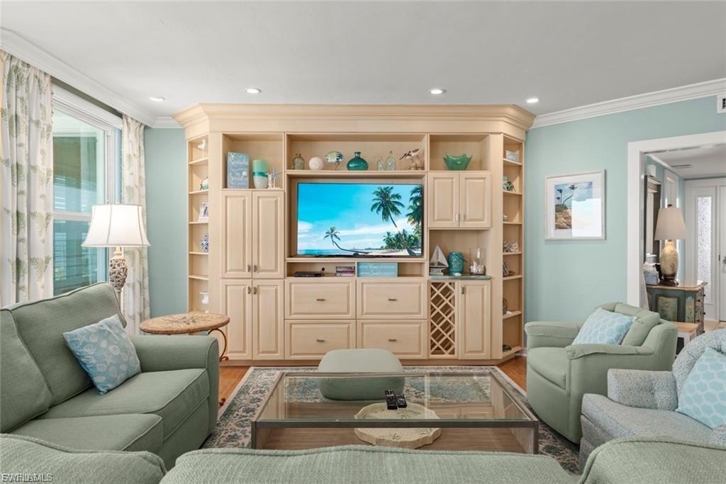LANDS ENDS VILLAGE CONDO - Residential