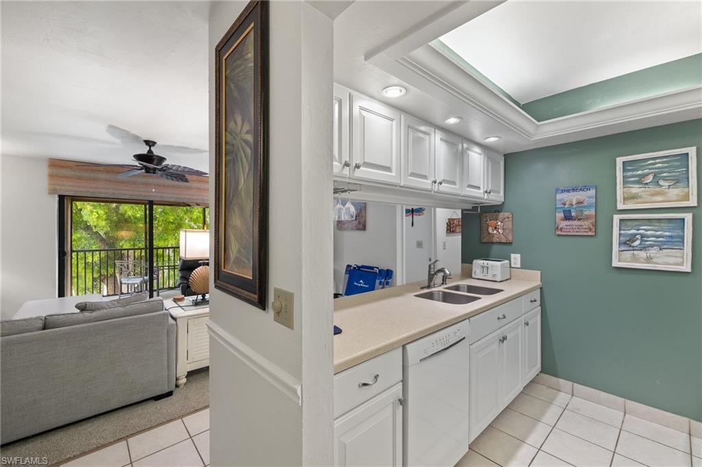 SANIBEL MOORINGS CONDO - Residential