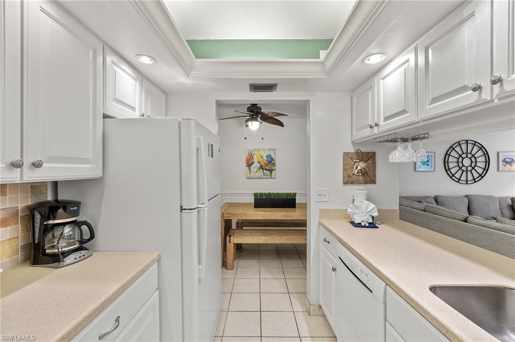 SANIBEL MOORINGS CONDO - Residential