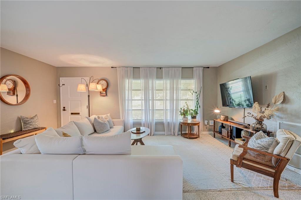 MCGREGOR GROVES - Residential