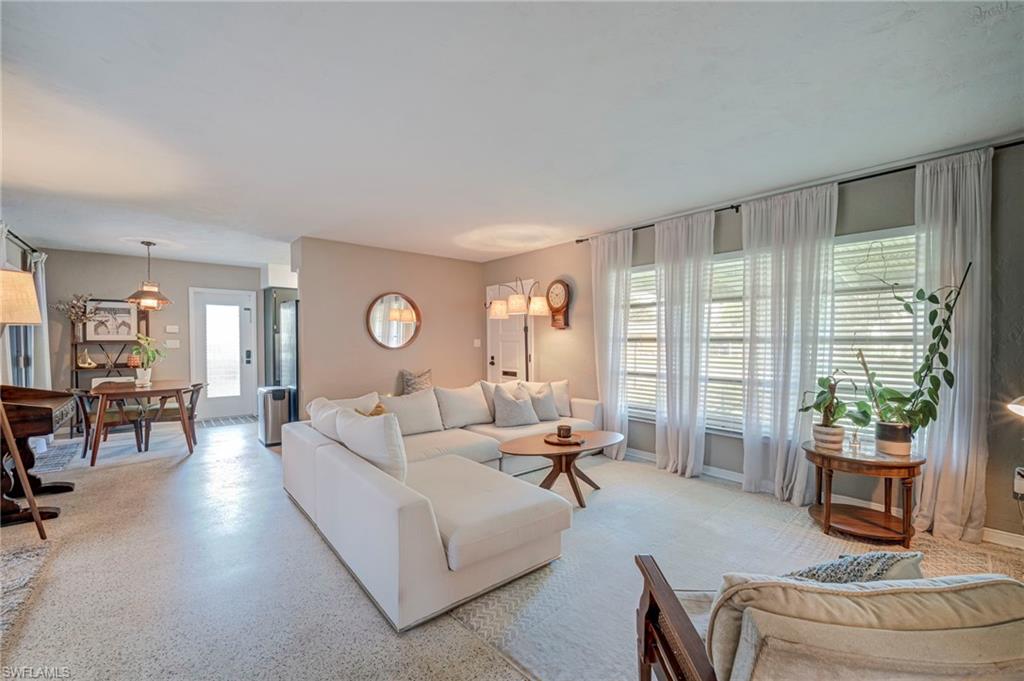 MCGREGOR GROVES - Residential
