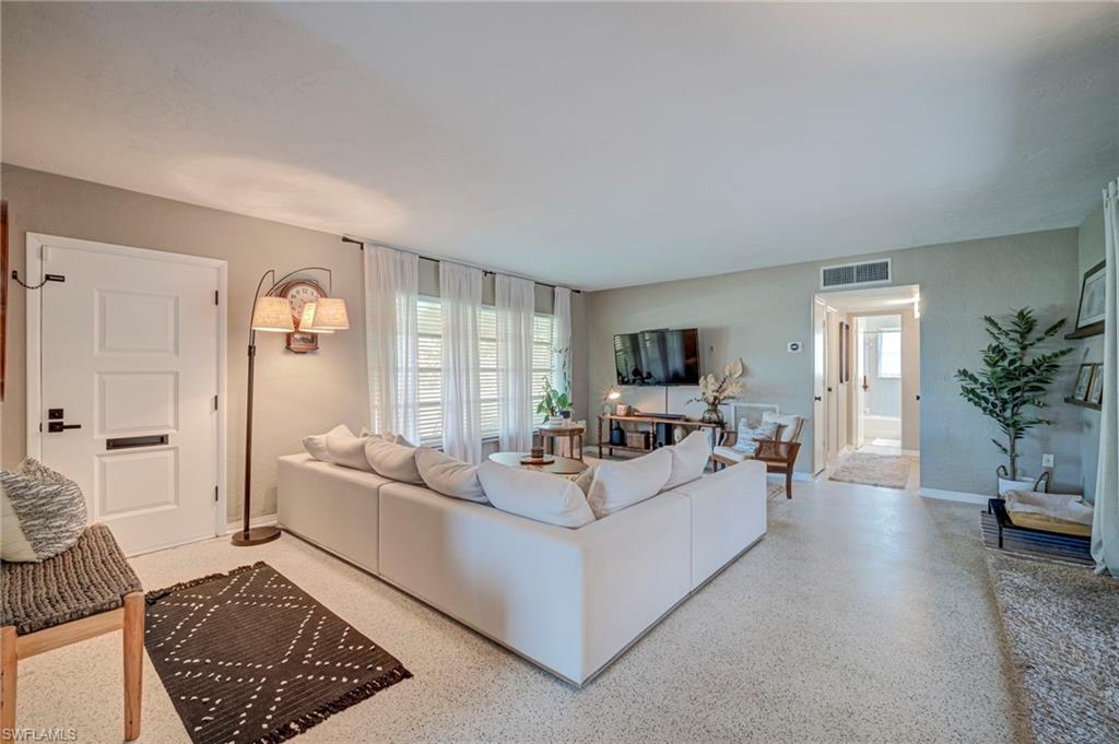 MCGREGOR GROVES - Residential
