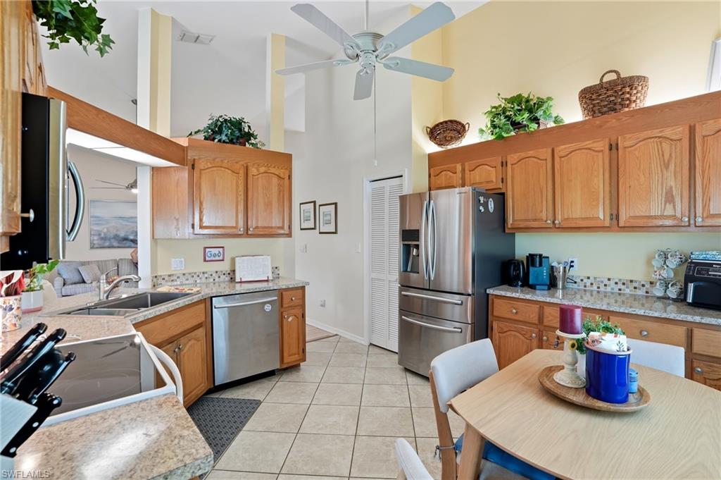 SABAL SPRINGS GOLF AND RACQUET CLUB - Residential