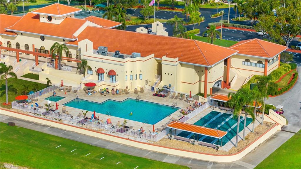 SABAL SPRINGS GOLF AND RACQUET CLUB - Residential