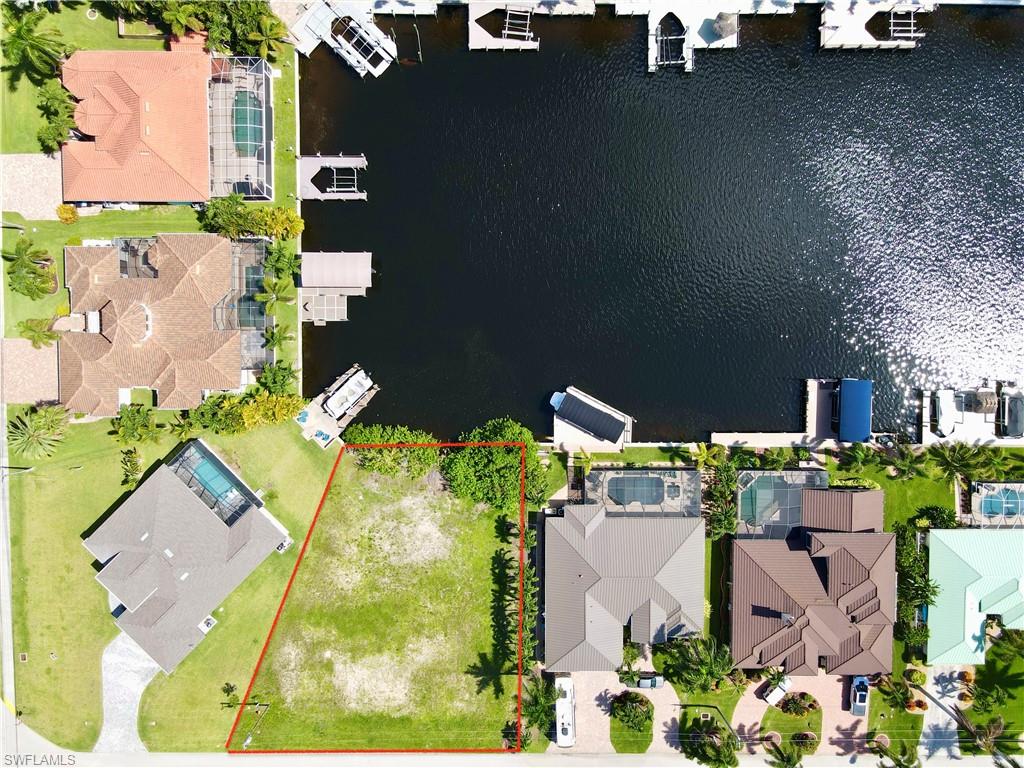 CAPE CORAL - Land