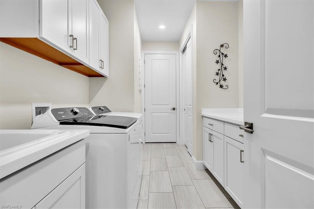 EDGEWATER SHORES - Residential