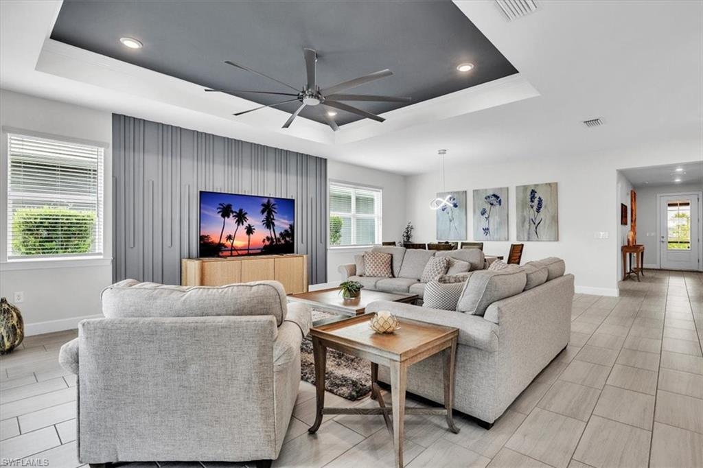 EDGEWATER SHORES - Residential